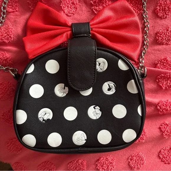 Loungefly Disney Minnie Mouse Black White Polka Dot Crossbody Bag Bow Chain - Picture 3 of 5